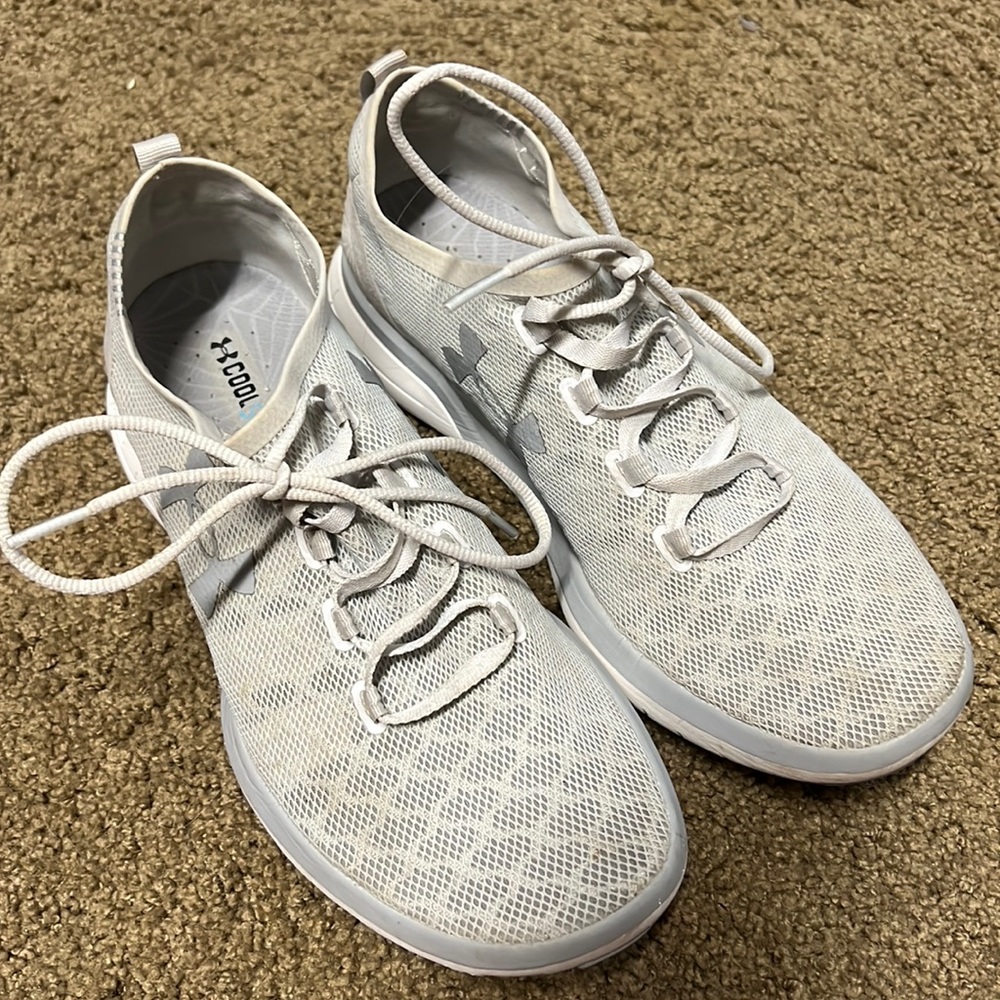Women under armour cool switch sneakers. Size 8.5